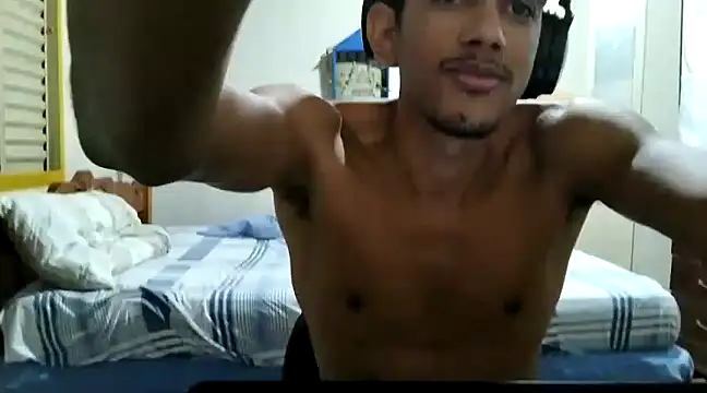 Snapshot of RenziTatte chatting on January 11, 2025, 2:52 am RenziTatte online show from January 11, 2025, 2:52 am