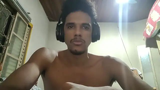 Snapshot of RenziTatte chatting on March 14, 2025, 10:49 pm RenziTatte online show from March 14, 2025, 10:49 pm