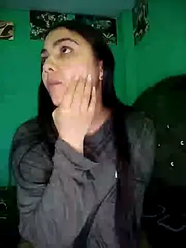 Snapshot of Nahiara_velez chatting on May 20, 2026, 12:28 am Nahiara velez online show from May 20, 2026, 12:28 am