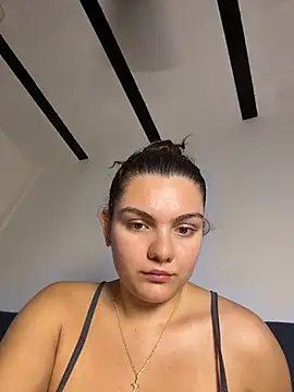 Snapshot of eva_y_marcelo chatting on May 12, 2026, 11:40 am eva y marcelo online show from May 12, 2026, 11:40 am