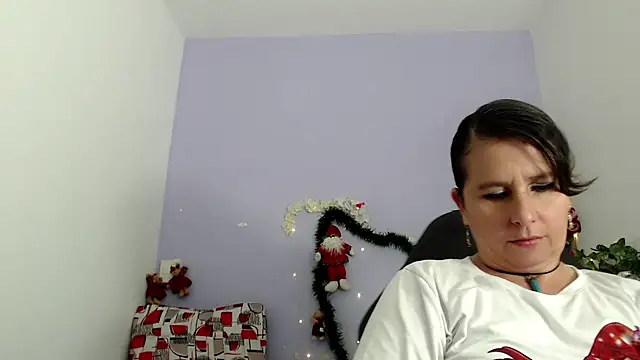 victoria jones online show from January 8, 2025, 3:39 pm