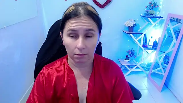 Snapshot of victoria_jones chatting on February 13, 2026, 3:52 pm victoria jones online show from February 13, 2026, 3:52 pm