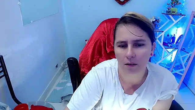 Snapshot of victoria_jones chatting on February 28, 2026, 2:29 pm victoria jones online show from February 28, 2026, 2:29 pm