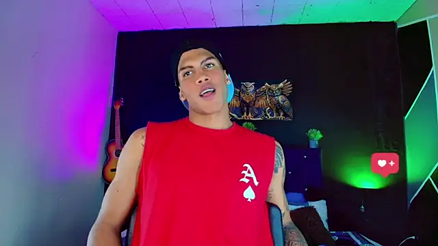 Snapshot of Damian_latinxxx chatting on February 27, 2025, 9:00 am Damian latinxxx online show from February 27, 2025, 9:00 am