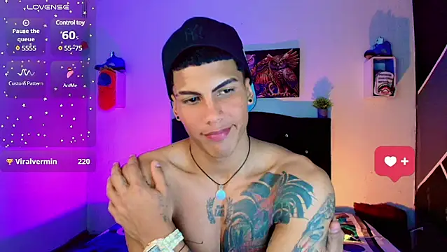 Snapshot of Damian_latinxxx chatting on March 14, 2025, 9:03 am Damian latinxxx online show from March 14, 2025, 9:03 am