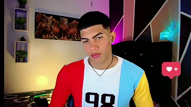 Snapshot of Damian_latinxxx chatting on March 16, 2025, 3:04 am Damian latinxxx online show from March 16, 2025, 3:04 am