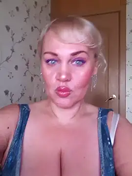 Snapshot of IsabellaBoni chatting on October 2, 2025, 6:09 am IsabellaBoni online show from October 2, 2025, 6:09 am