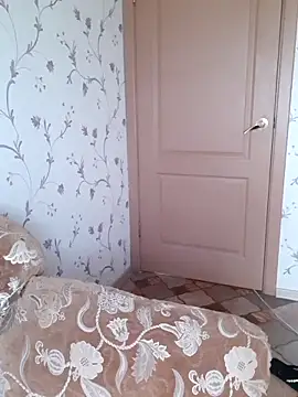 Snapshot of IsabellaBoni chatting on October 27, 2025, 6:17 am IsabellaBoni online show from October 27, 2025, 6:17 am