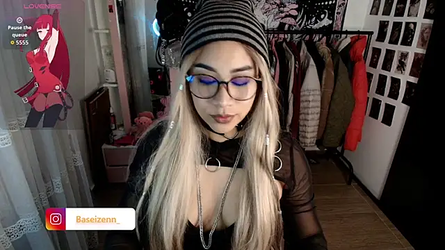 Snapshot of exodiakinky2 chatting on March 3, 2026, 4:18 am exodiakinky2 online show from March 3, 2026, 4:18 am