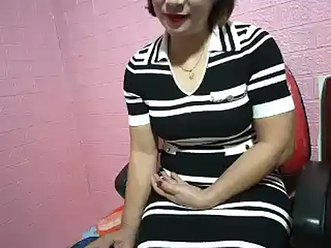 Mama-BigPussy online show from December 13, 2024, 7:25 am