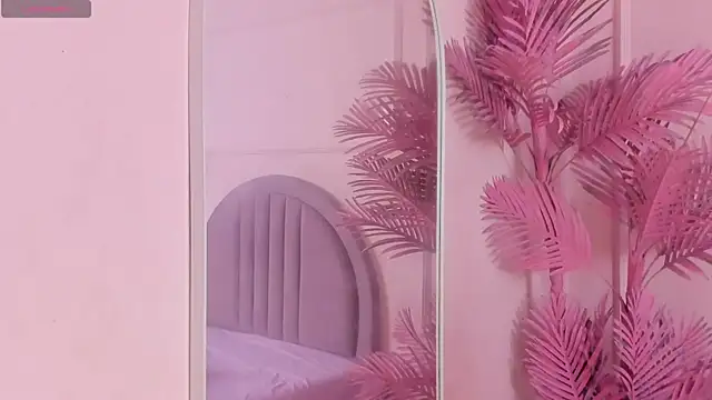 Snapshot of Isabellsmmith chatting on September 24, 2025, 7:50 pm Isabellsmmith online show from September 24, 2025, 7:50 pm