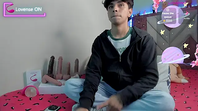 Snapshot of Santy_carrington chatting on September 24, 2025, 3:21 am Santy carrington online show from September 24, 2025, 3:21 am