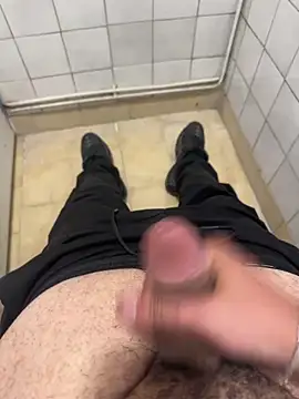 Snapshot of beteu1210 chatting on April 10, 2026, 1:49 pm beteu1210 online show from April 10, 2026, 1:49 pm