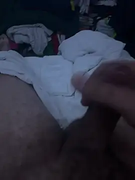 Snapshot of beteu1210 chatting on April 12, 2026, 5:45 am beteu1210 online show from April 12, 2026, 5:45 am