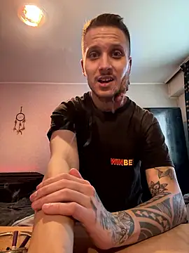 Snapshot of BWC69_69_69 chatting on January 16, 2026, 1:04 pm BWC69 69 69 online show from January 16, 2026, 1:04 pm