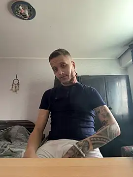 Snapshot of BWC69_69_69 chatting on February 6, 2026, 11:35 am BWC69 69 69 online show from February 6, 2026, 11:35 am