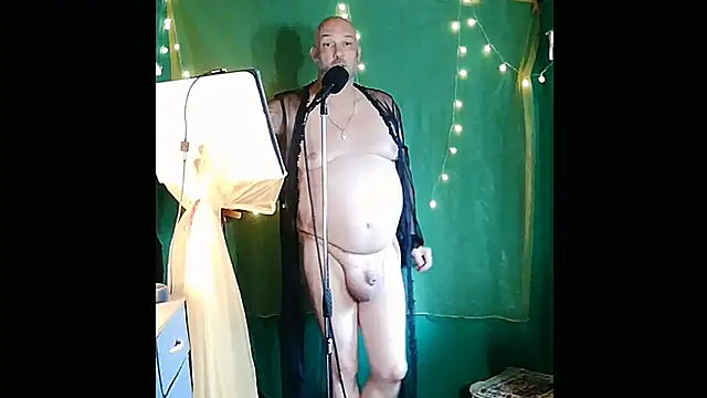ShamelessMan online show from June 21, 2026, 6:32 pm