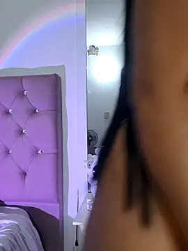 Snapshot of MarianaByanchi chatting on April 26, 2026, 3:04 am MarianaByanchi online show from April 26, 2026, 3:04 am