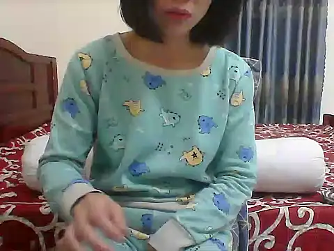 Snapshot of Dumani99 chatting on March 17, 2025, 11:32 pm Dumani99 online show from March 17, 2025, 11:32 pm