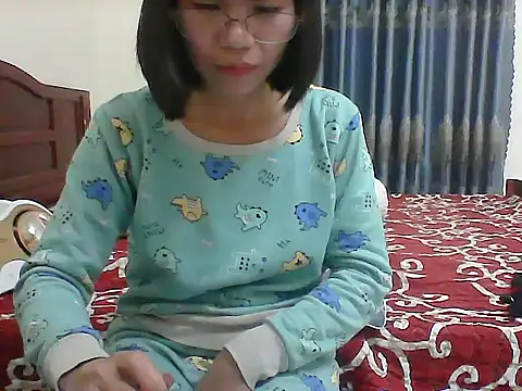 Snapshot of Dumani99 chatting on March 19, 2025, 2:13 pm Dumani99 online show from March 19, 2025, 2:13 pm