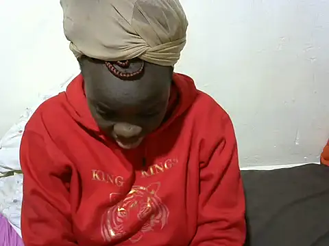 Thicky kyla online show from November 18, 2025, 7:18 pm