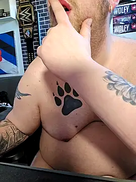 PupW0lfy online show from February 18, 2025, 2:59 pm