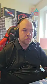 PupW0lfy online show from April 14, 2026, 1:39 pm