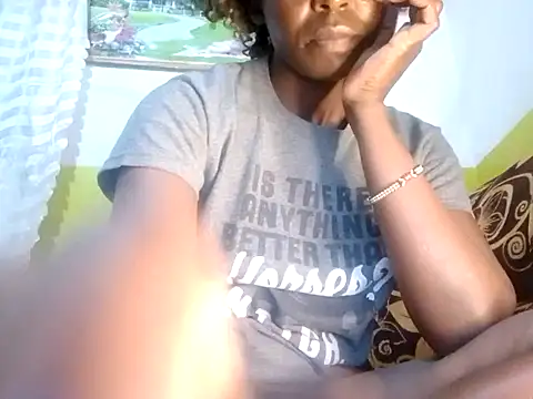 Snapshot of Claris2 chatting on October 3, 2025, 8:17 pm Claris2 online show from October 3, 2025, 8:17 pm