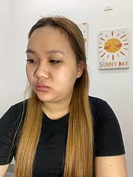 Odette68 online show from December 17, 2025, 1:11 am