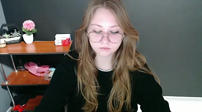 Snapshot of lady_minx chatting on December 12, 2024, 7:30 am lady minx online show from December 12, 2024, 7:30 am