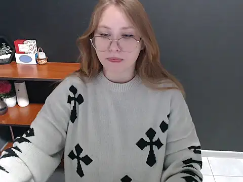 Snapshot of lady_minx chatting on December 23, 2024, 7:49 am lady minx online show from December 23, 2024, 7:49 am