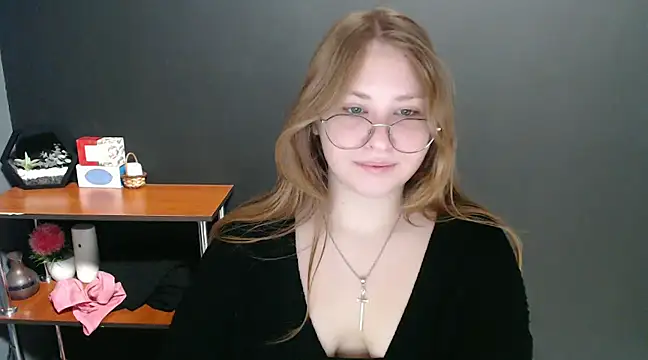 Snapshot of lady_minx chatting on January 7, 2025, 8:03 am lady minx online show from January 7, 2025, 8:03 am