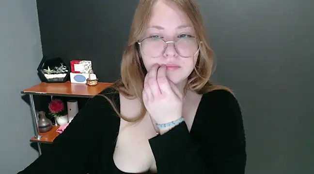 Snapshot of lady_minx chatting on January 8, 2025, 8:27 am lady minx online show from January 8, 2025, 8:27 am