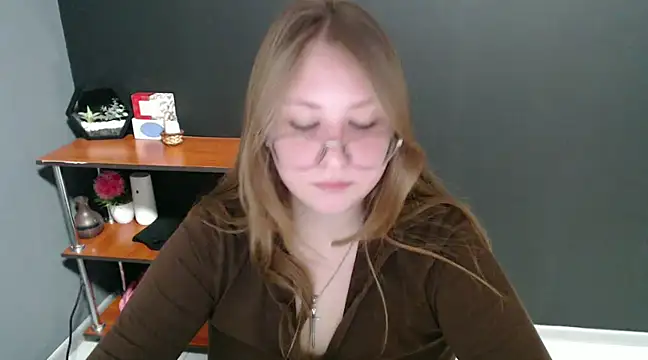 Snapshot of lady_minx chatting on January 10, 2025, 10:39 am lady minx online show from January 10, 2025, 10:39 am