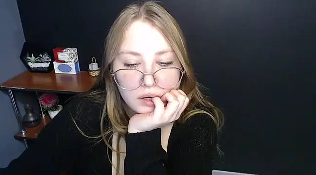 Snapshot of lady_minx chatting on January 22, 2025, 10:29 am lady minx online show from January 22, 2025, 10:29 am
