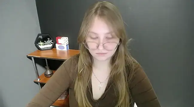 Snapshot of lady_minx chatting on February 11, 2025, 10:48 am lady minx online show from February 11, 2025, 10:48 am