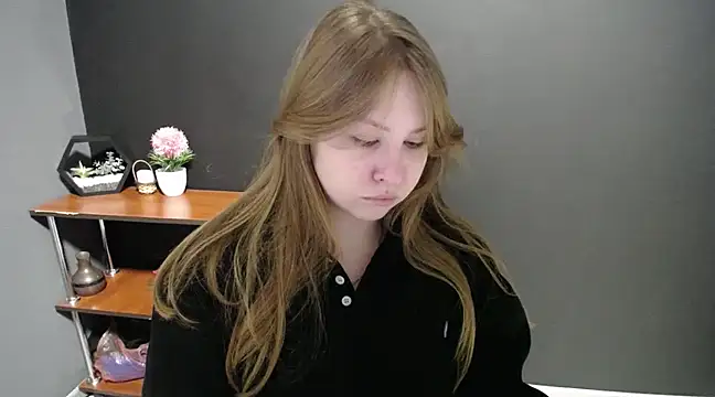 Snapshot of lady_minx chatting on February 24, 2025, 7:22 am lady minx online show from February 24, 2025, 7:22 am