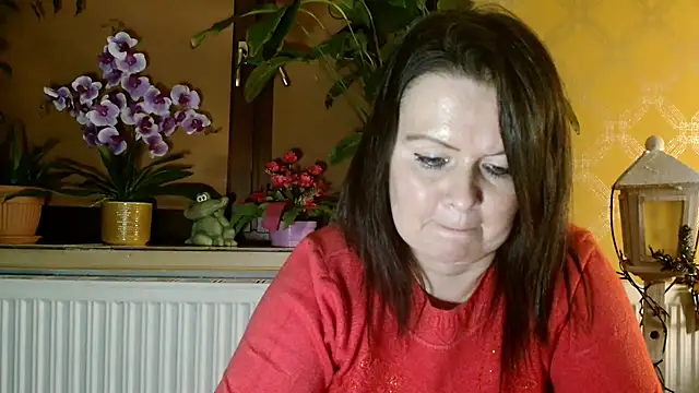 DoreenLips online show from January 6, 2025, 4:13 pm