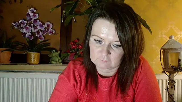 DoreenLips online show from January 6, 2025, 7:13 pm