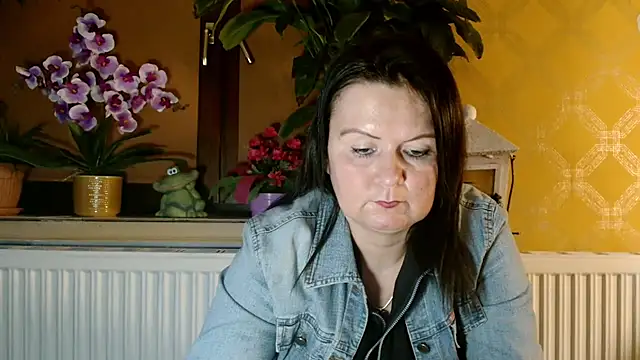 DoreenLips online show from January 22, 2025, 7:13 pm