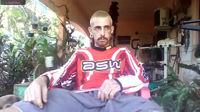 sellvageria online show from May 10, 2026, 4:34 pm