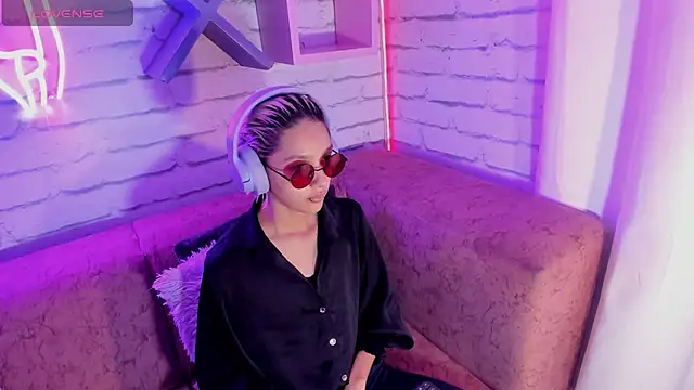 min minjil online show from January 8, 2025, 11:43 am
