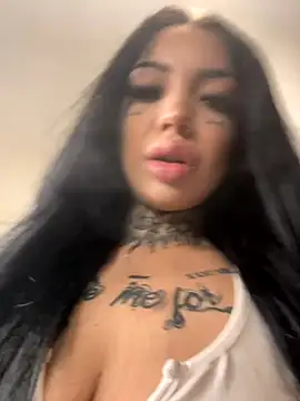 CreamyInkky  online show from September 19, 2025, 3:30 am