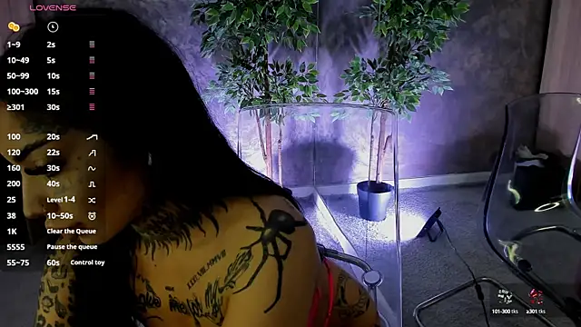 CreamyInkky  online show from September 20, 2025, 9:43 am