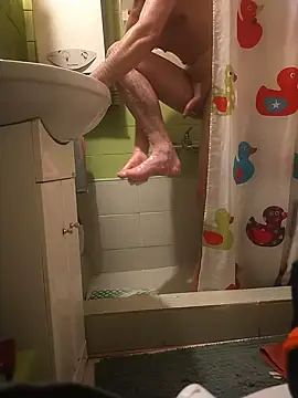 Snapshot of Luukas5239 chatting on January 30, 2025, 10:19 pm Luukas5239 online show from January 30, 2025, 10:19 pm