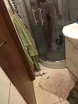 Snapshot of Luukas5239 chatting on March 2, 2025, 2:30 am Luukas5239 online show from March 2, 2025, 2:30 am