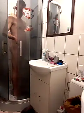 Snapshot of Luukas5239 chatting on September 21, 2025, 1:35 pm Luukas5239 online show from September 21, 2025, 1:35 pm