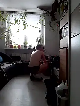 Snapshot of Luukas5239 chatting on January 11, 2026, 12:10 pm Luukas5239 online show from January 11, 2026, 12:10 pm