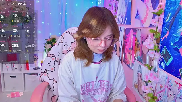 Coconut Mia online show from April 22, 2026, 2:40 pm