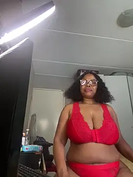 Nomthie online show from September 25, 2025, 2:21 pm